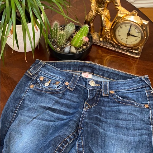 True Religion Secret Weapon for social outtings - Picture 4 of 4